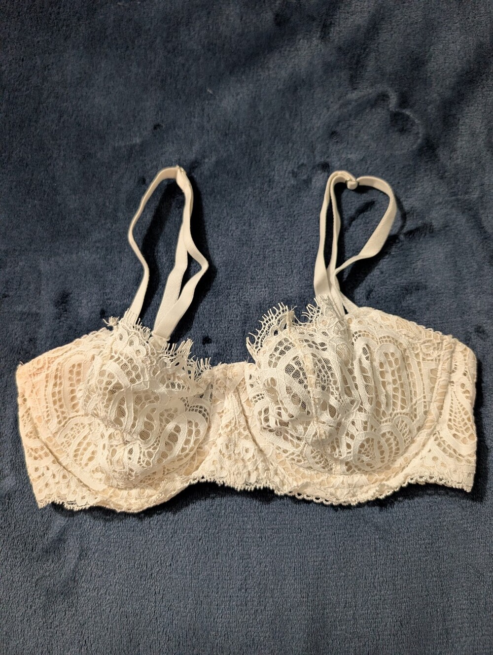 Victorias Secret Dream Angels Lace Push Up Underwire Bralette - Cream